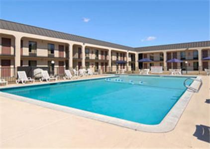 Large swimming pool in the courtyard of America's Best Value Inn Newnan
